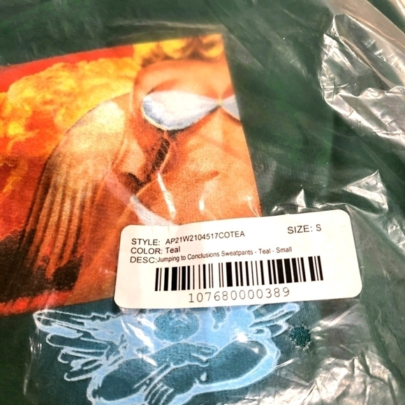 Boys Lie | Jumping to Conclusions - Picture 3 of 3